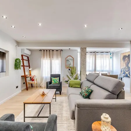 Victoria Lux 100 Apartment *